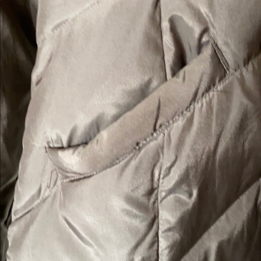 Down jacket - Picture 3 of 10